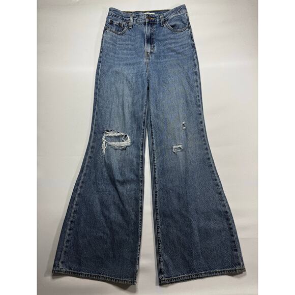 Levi's Women's High Loose Flare Leg Blue Denim Jeans -Size 26x32 (27x31.5) - Picture 1 of 7